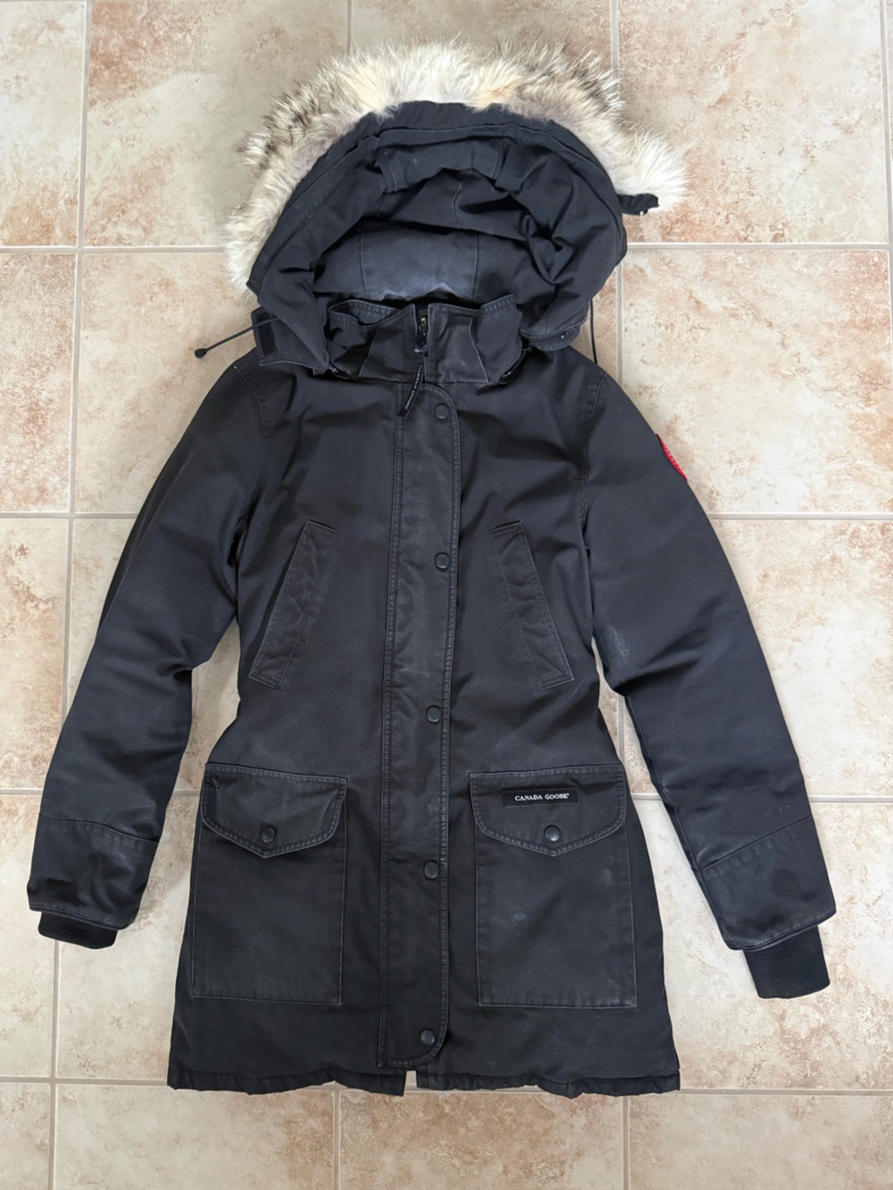 Canada Goose Trillium Parka Black Fur Hood Women’s XS Fair Condition